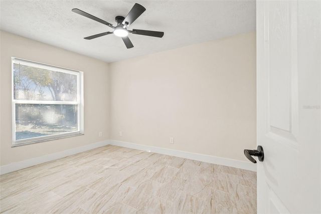 815 SHANGRI LA DRIVE, Seffner, FL 33584