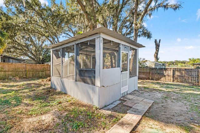 815 SHANGRI LA DRIVE, Seffner, FL 33584
