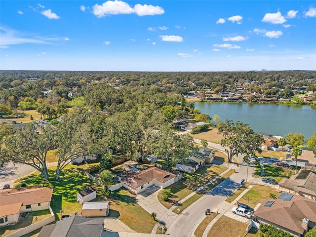 815 SHANGRI LA DRIVE, Seffner, FL 33584