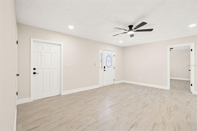 815 SHANGRI LA DRIVE, Seffner, FL 33584