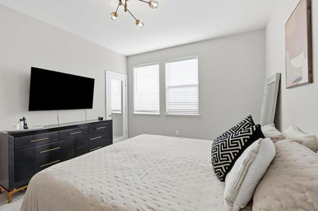 5740 Vibrant Loop, San Jose, CA 95119