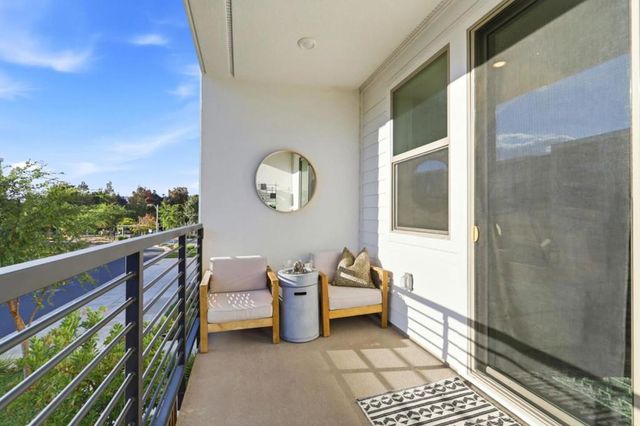 5740 Vibrant Loop, San Jose, CA 95119