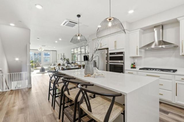 5740 Vibrant Loop, San Jose, CA 95119