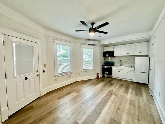 606 LAKE DOT CIRCLE C, Orlando, FL 32801