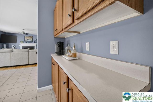 4130 Redbud Drive East, Whitehall Twp, PA 18052