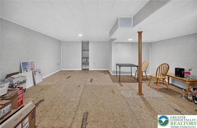 4130 Redbud Drive East, Whitehall Twp, PA 18052
