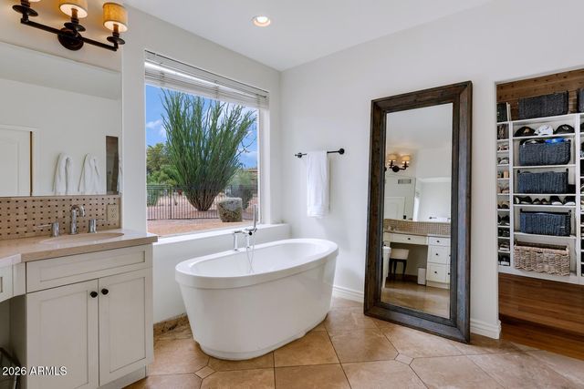 11419 N BLACKHEATH Road, Scottsdale, AZ 85254