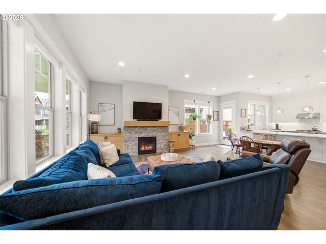 3940 Nw 75TH Ave, Camas, WA 98607