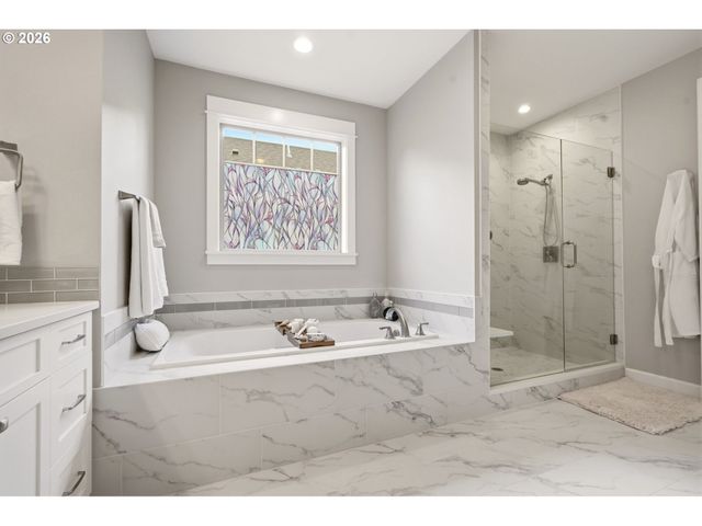 3940 Nw 75TH Ave, Camas, WA 98607