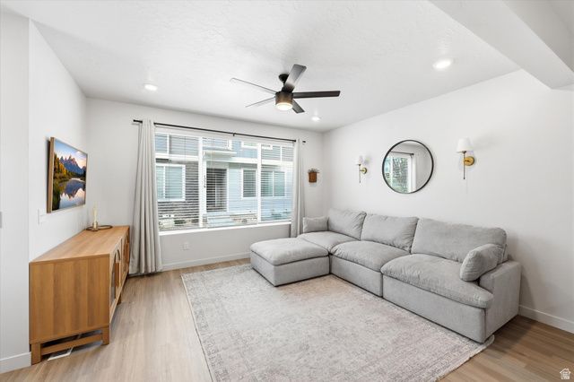 15538 S TRUMPET LN, Bluffdale, UT 84065
