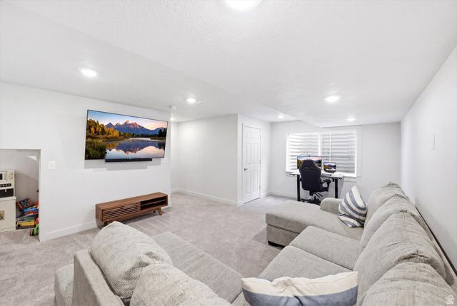 15538 S TRUMPET LN, Bluffdale, UT 84065