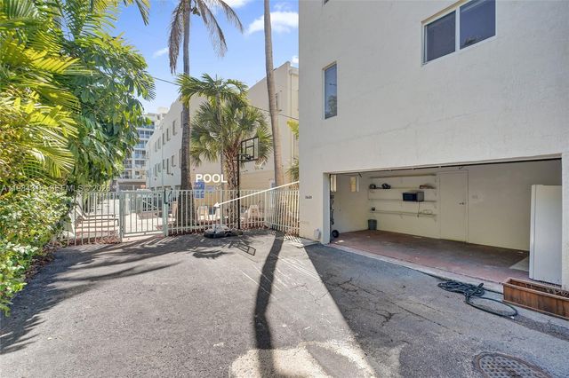 10065 Bay Harbor Ter, Bay Harbor Islands, FL 33154