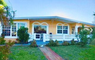 1430 NE 41st Dr, Pompano Beach, FL 33064