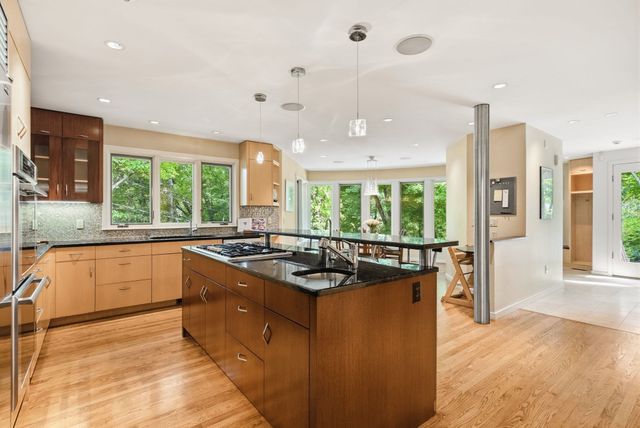 40 Warren Street, Newton, MA 02459