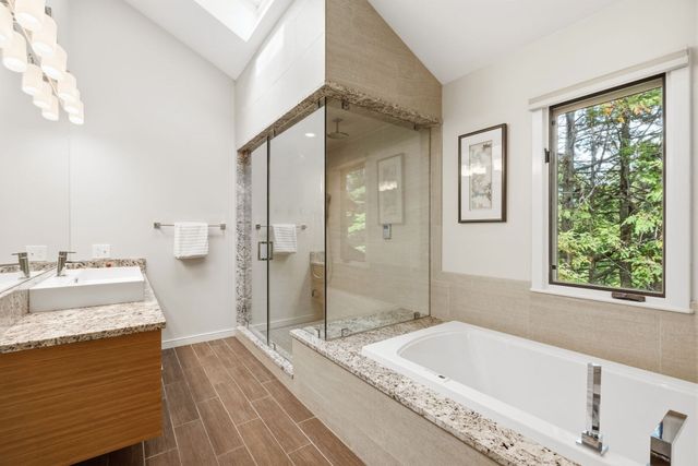 40 Warren Street, Newton, MA 02459
