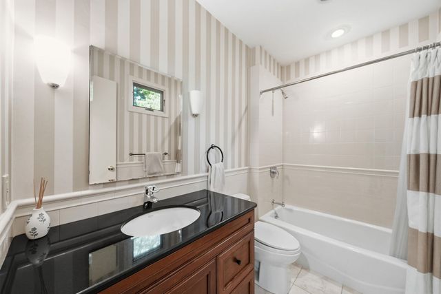 40 Warren Street, Newton, MA 02459