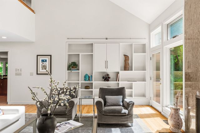 40 Warren Street, Newton, MA 02459