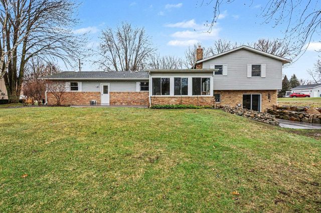 3315 Harris Lane, Bay City, MI 48706