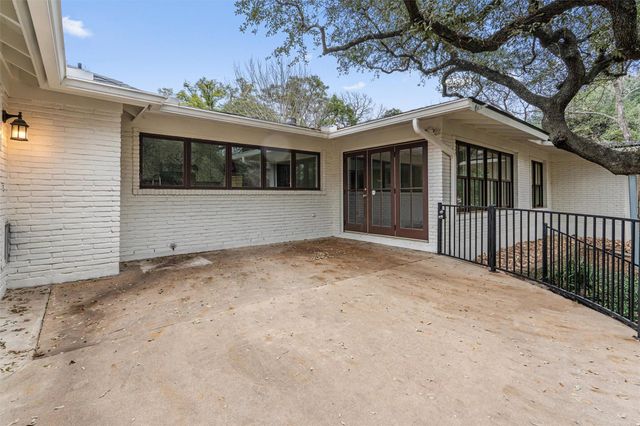 2711 Mountain Laurel DR, Austin, TX 78703
