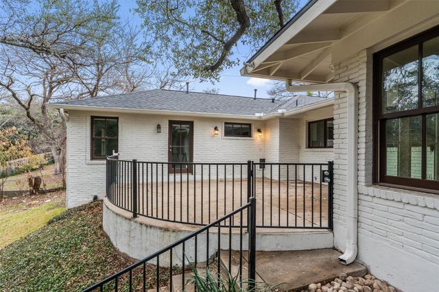 2711 Mountain Laurel DR, Austin, TX 78703
