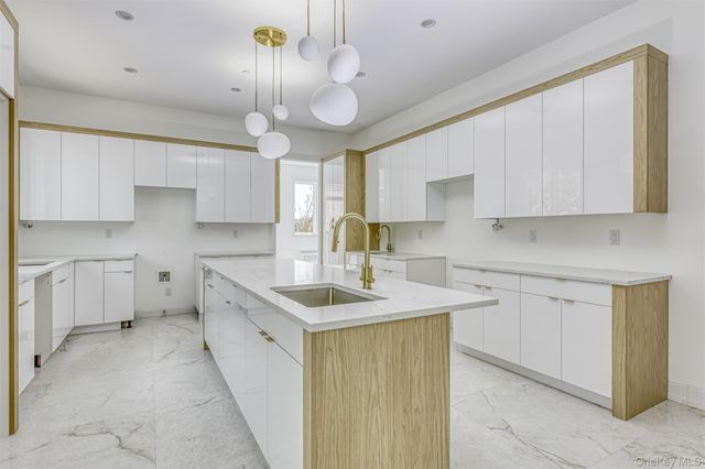 130 Union Road 201, Spring Valley, NY 10977