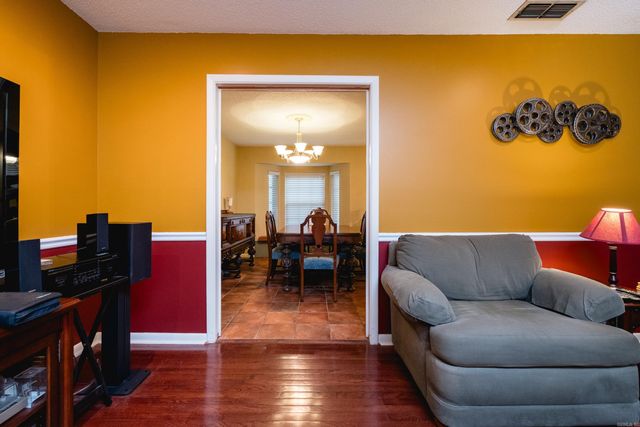 2421 Gunpowder Road, Little Rock, AR 72212