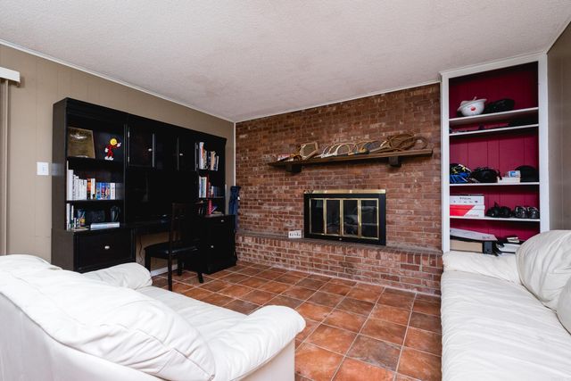 2421 Gunpowder Road, Little Rock, AR 72212