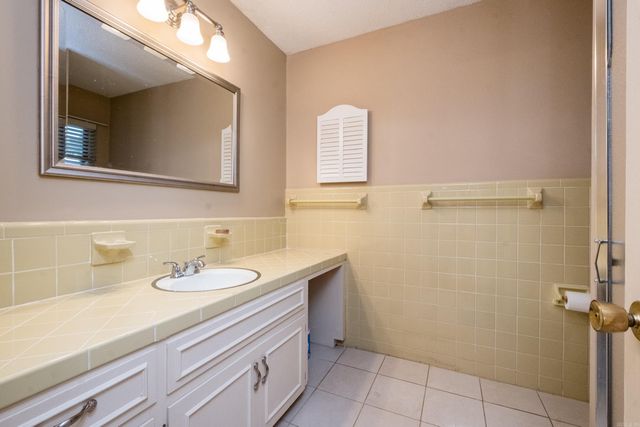 2421 Gunpowder Road, Little Rock, AR 72212