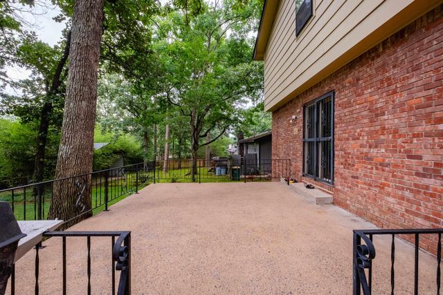 2421 Gunpowder Road, Little Rock, AR 72212
