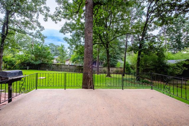 2421 Gunpowder Road, Little Rock, AR 72212