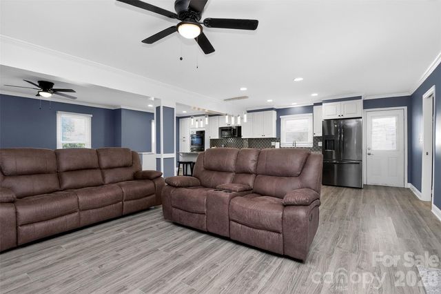 4019 Back Creek Church Road, Charlotte, NC 28213