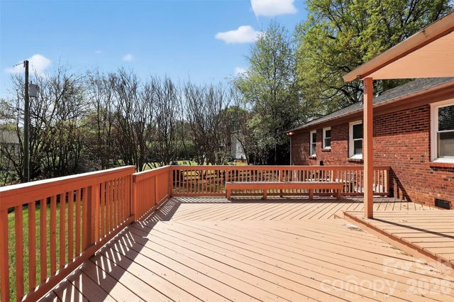 4019 Back Creek Church Road, Charlotte, NC 28213