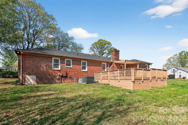 4019 Back Creek Church Road, Charlotte, NC 28213