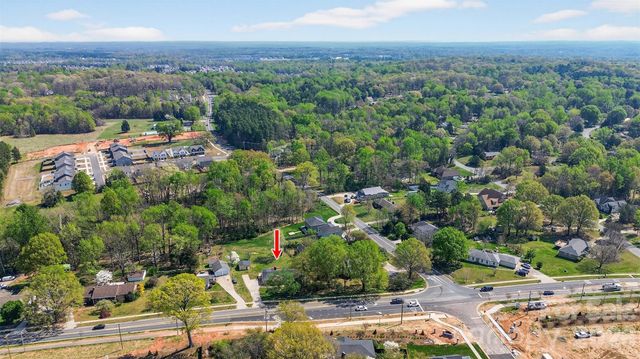 4019 Back Creek Church Road, Charlotte, NC 28213