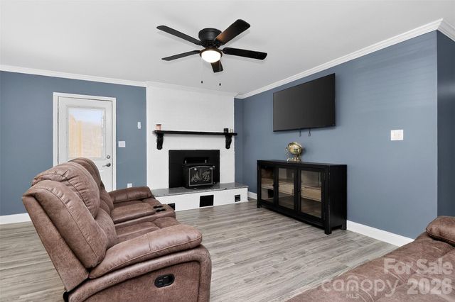 4019 Back Creek Church Road, Charlotte, NC 28213