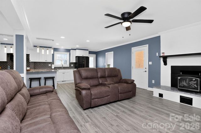 4019 Back Creek Church Road, Charlotte, NC 28213