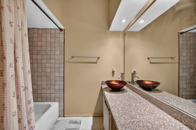 10437 High Hollows Drive 220, Dallas, TX 75230