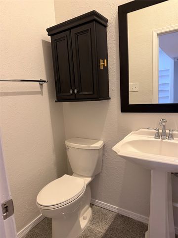 10437 High Hollows Drive 220, Dallas, TX 75230