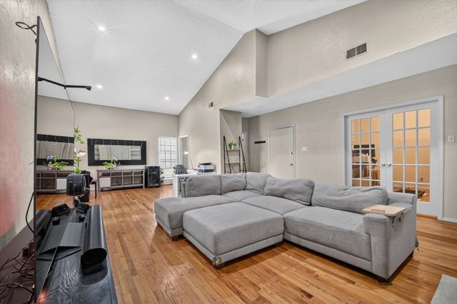 10437 High Hollows Drive 220, Dallas, TX 75230