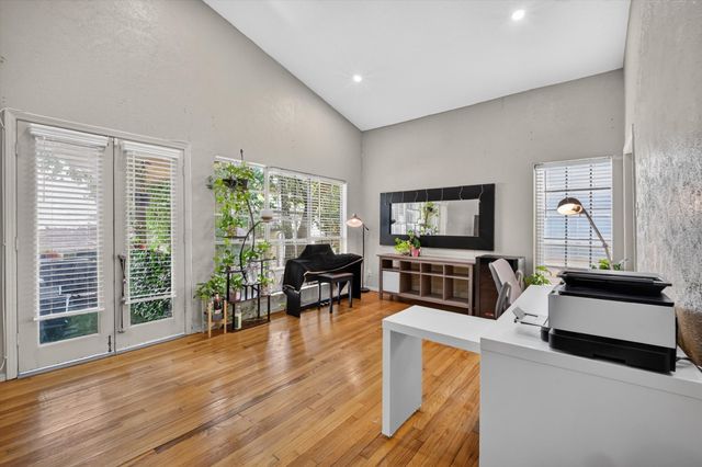 10437 High Hollows Drive 220, Dallas, TX 75230