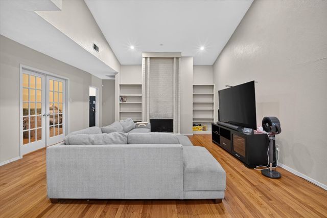 10437 High Hollows Drive 220, Dallas, TX 75230