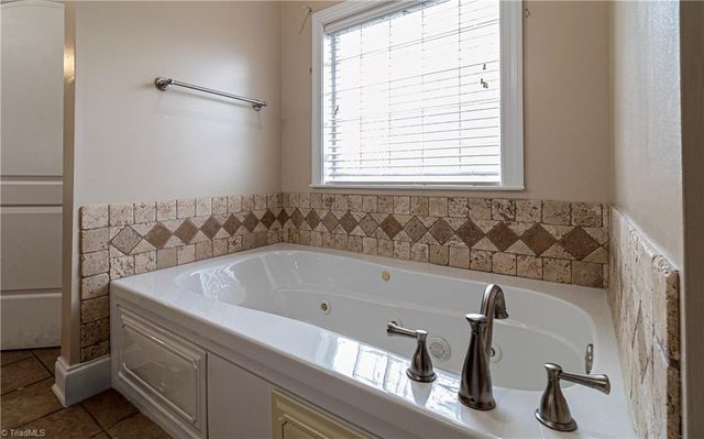 4730 Michaels Trail, Winston-salem, NC 27101