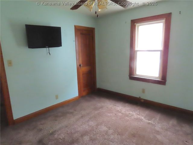 217 17th Street, Dunbar, WV 25064