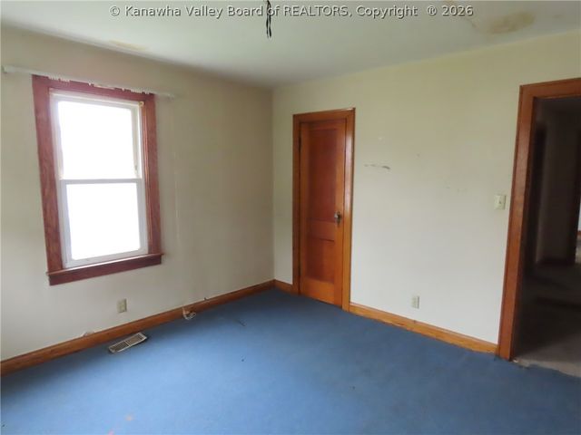 217 17th Street, Dunbar, WV 25064