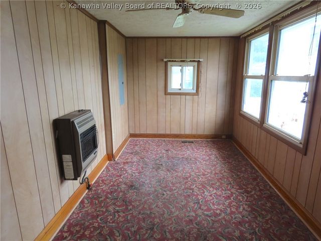 217 17th Street, Dunbar, WV 25064
