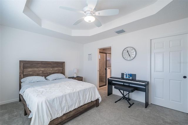 11359 ZIMMERMAN PATH, Oxford, FL 34484