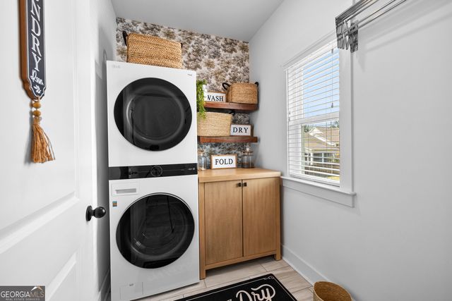 73 Oakhurst Trail, Sharpsburg, GA 30277