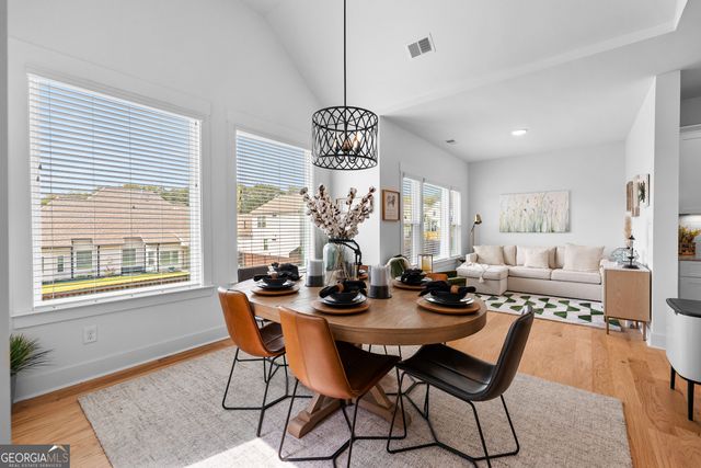 73 Oakhurst Trail, Sharpsburg, GA 30277