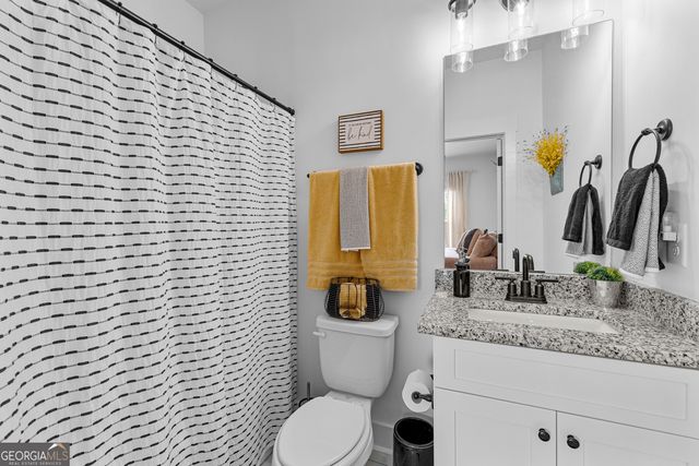 73 Oakhurst Trail, Sharpsburg, GA 30277