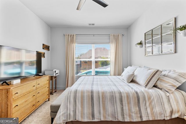 73 Oakhurst Trail, Sharpsburg, GA 30277